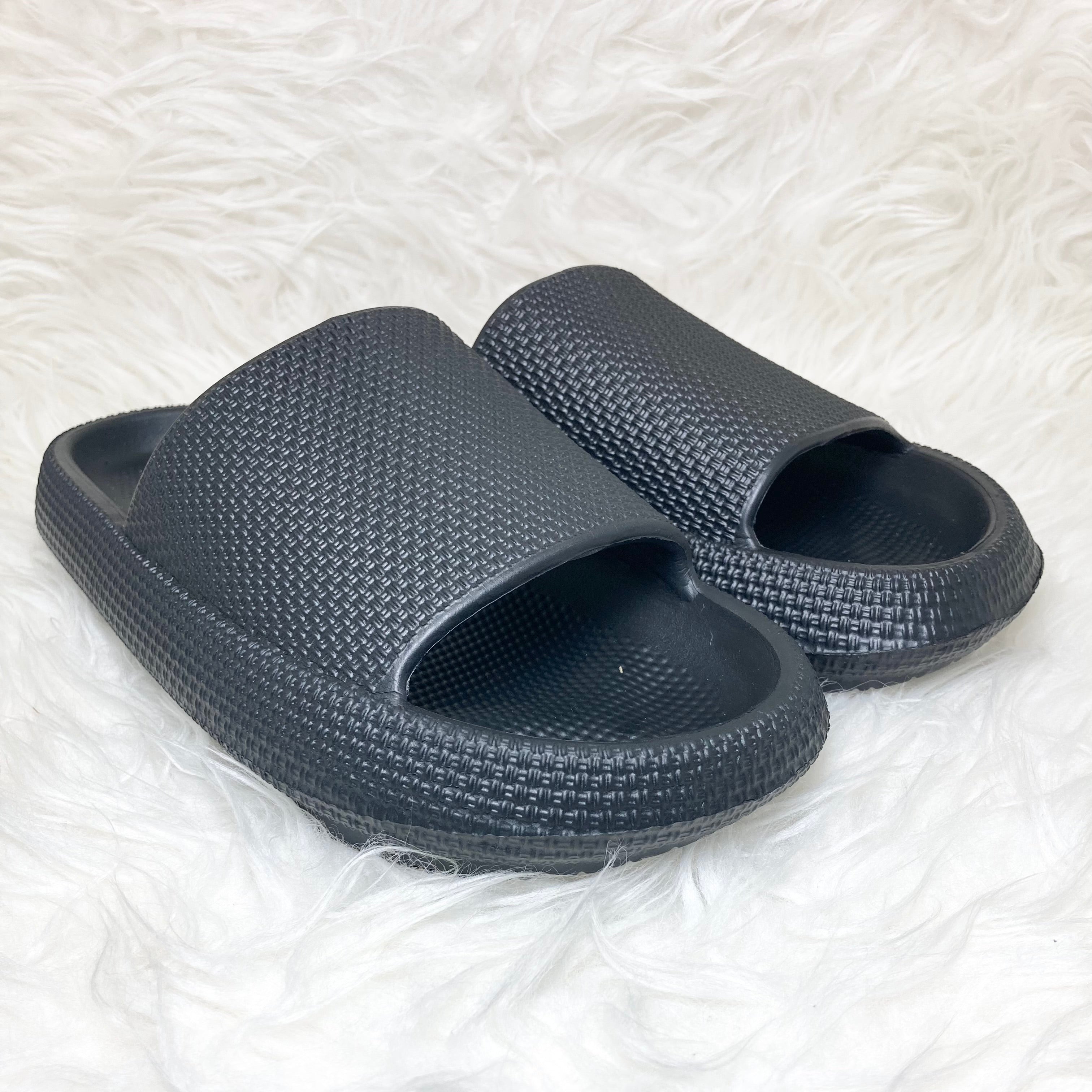 Cloud Slippers Black